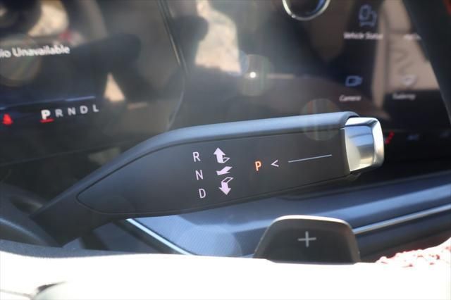 Thumbnail: 2026 Chevrolet Suburban - 26