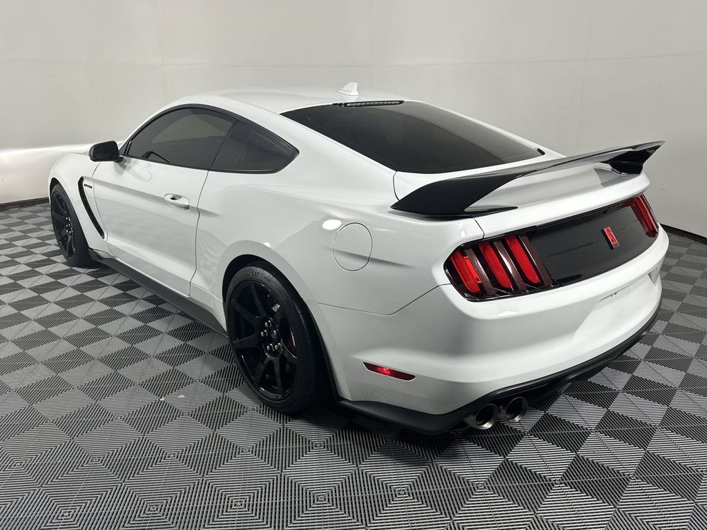 2020 Ford Mustang Shelby GT350R 5