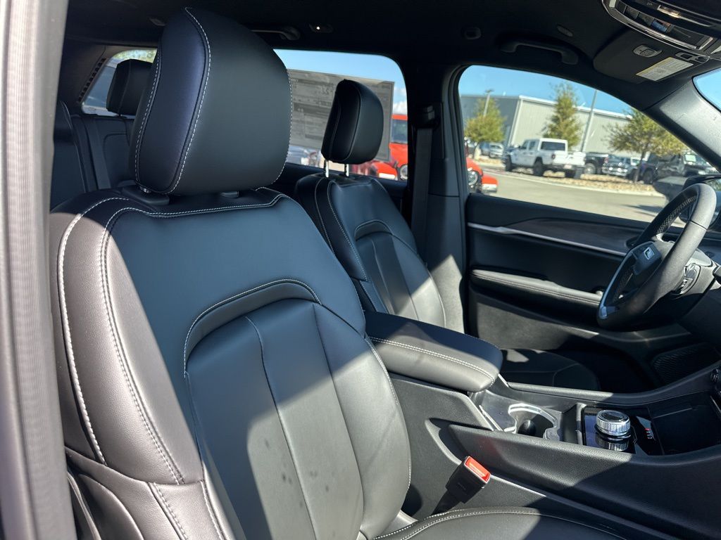 New Car 2025 Jeep Grand Cherokee  Limited For Sale Under $50,000 In Austin, Texas