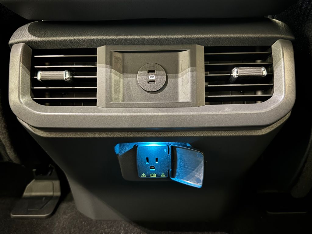 New 2026 Black Ford XLT image 22
