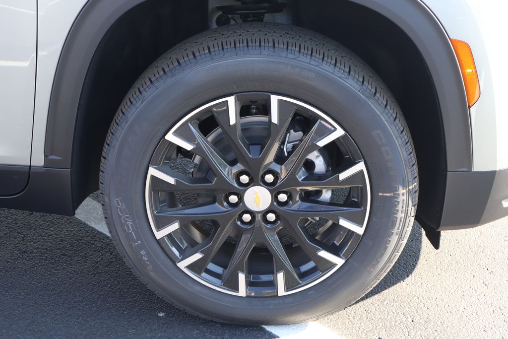 Thumbnail: 2026 Chevrolet Traverse - 11