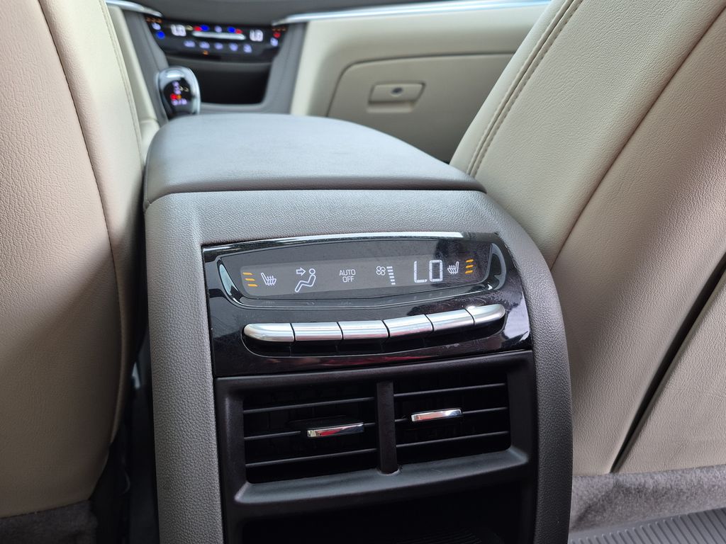 2022 Cadillac XT5 Premium Luxury White at AutoSavvy Houston Northwest