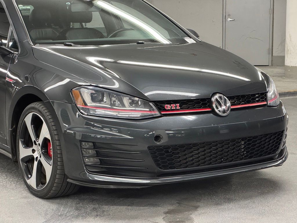 2016 Volkswagen Golf GTI SE 38