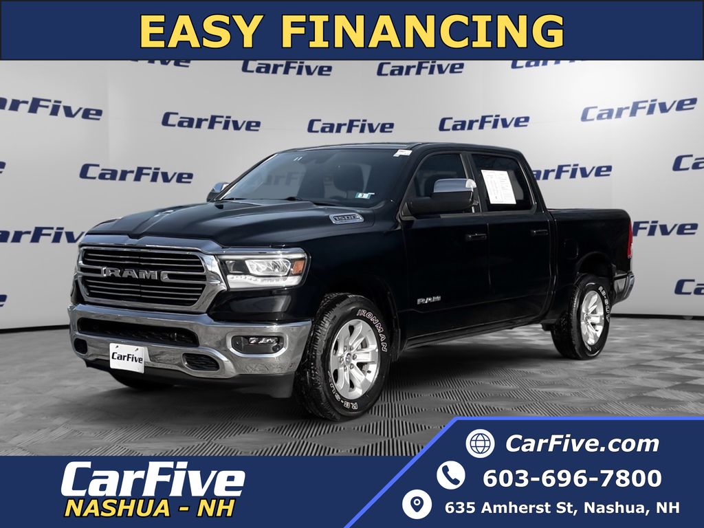 Diamond Black Crystal Pearlcoat 2023 RAM 1500 Laramie Crew Cab 4WD Pickup Truck Four-Wheel Drive 8-Speed Automatic