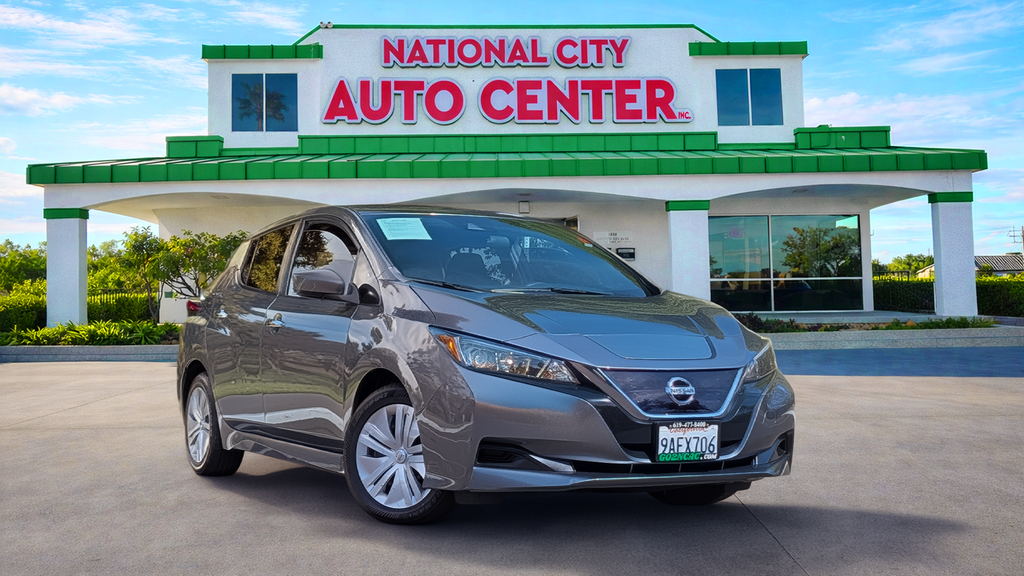 Used 2022 Nissan Leaf S 4D Hatchback