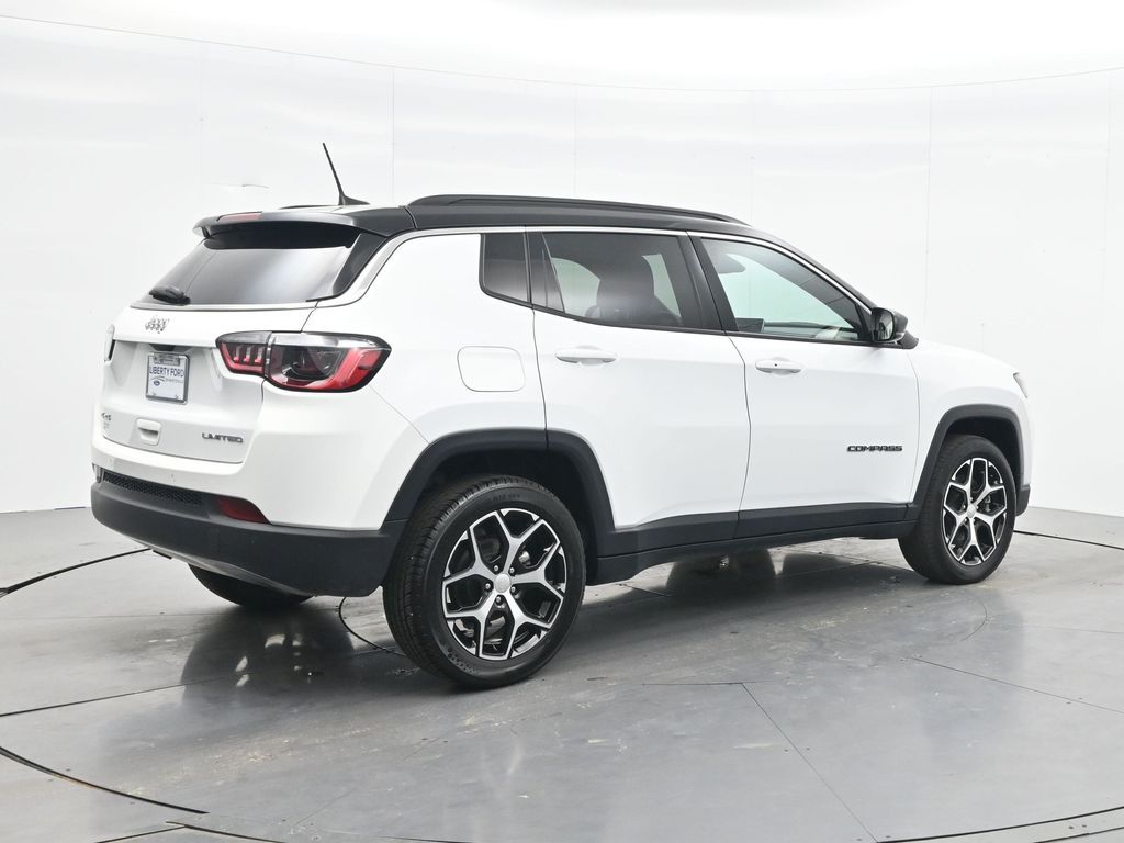 Used 2024 White Jeep Limited image 5