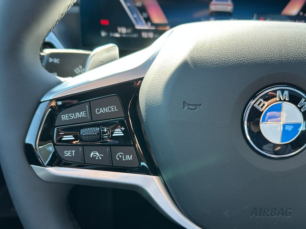 Thumbnail: 2026 BMW 4 Series - 19