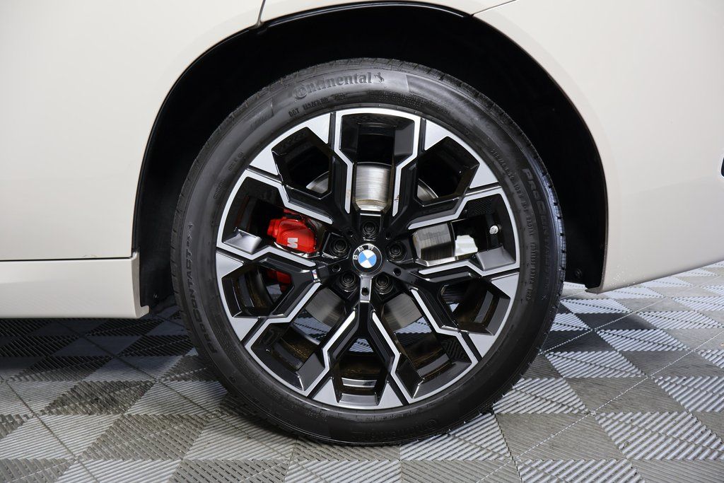 Thumbnail: 2025 BMW X3 - 16