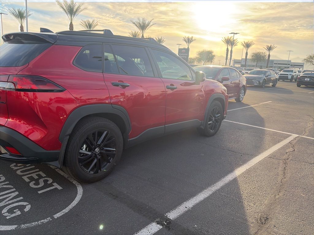 Thumbnail: 2025 Toyota Corolla Cross - 5