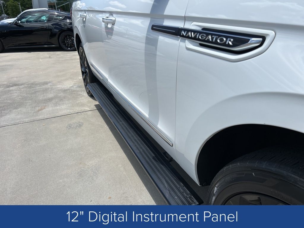 2021 Lincoln Navigator L Black Label