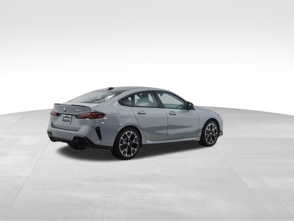 Thumbnail: 2025 BMW 2 Series - 5