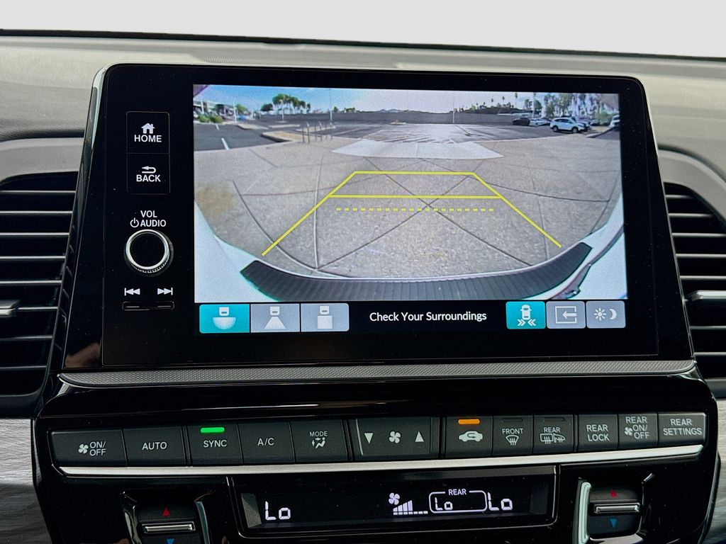 Thumbnail: 2026 Honda Odyssey - 15