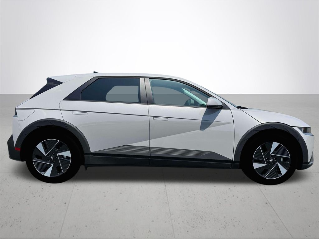 2025 Hyundai IONIQ 5 SE