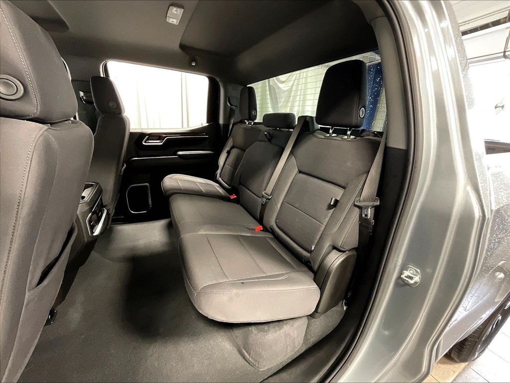 2025 GMC Sierra 1500 — photo 15