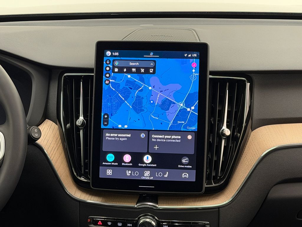 Thumbnail: 2026 Volvo XC60 - 18