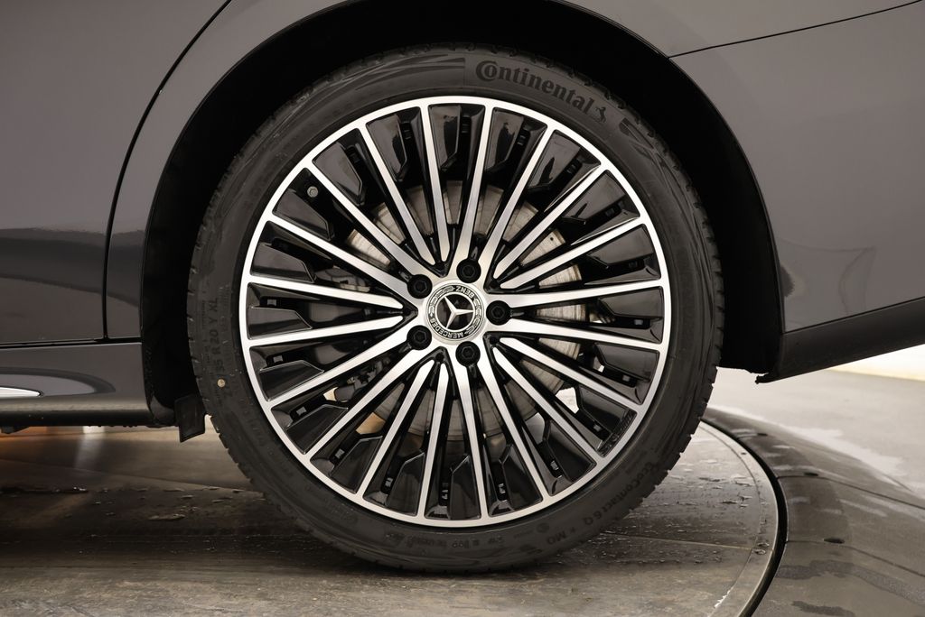 Thumbnail: 2026 Mercedes-Benz E-Class - 12