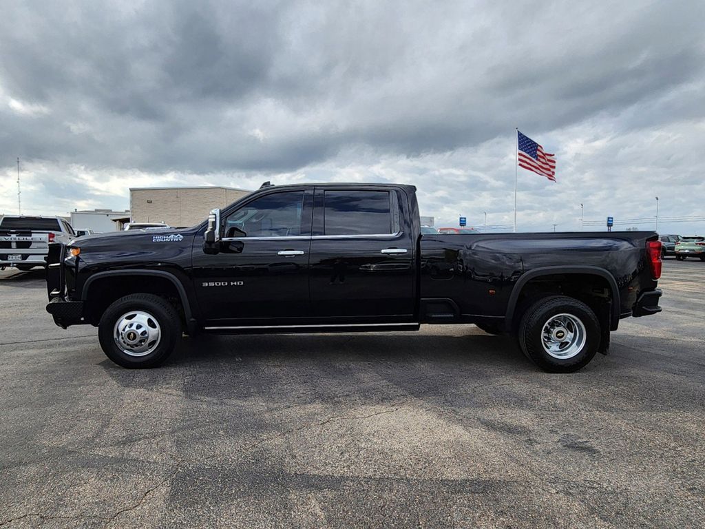 2022 Chevrolet Silverado 3500HD High Country 4