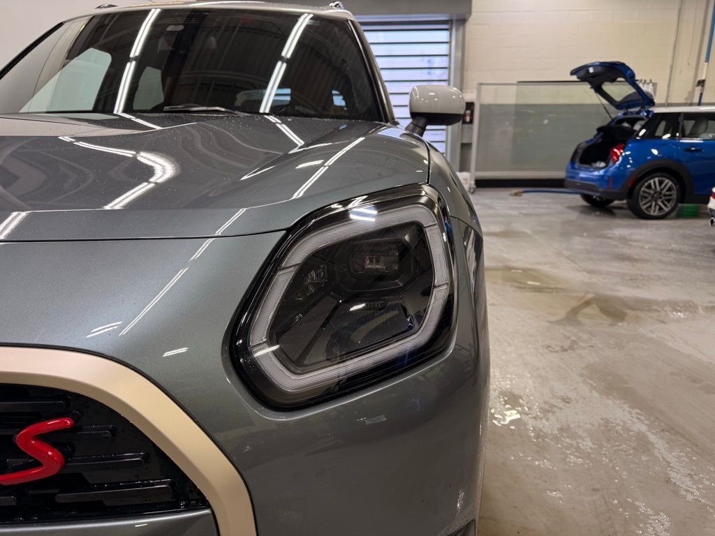 Thumbnail: 2026 MINI Cooper Countryman - 9