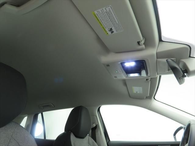 Thumbnail: 2026 Volkswagen Tiguan - 18