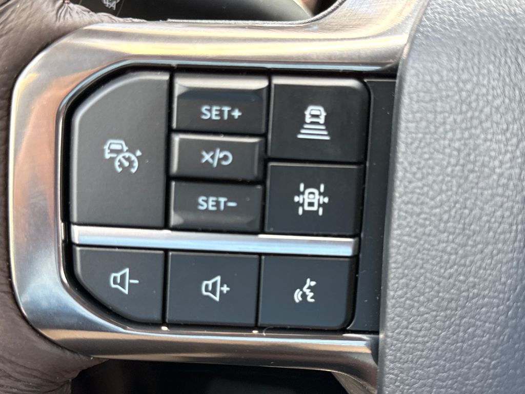 New 2026 White Ford King Ranch image 32