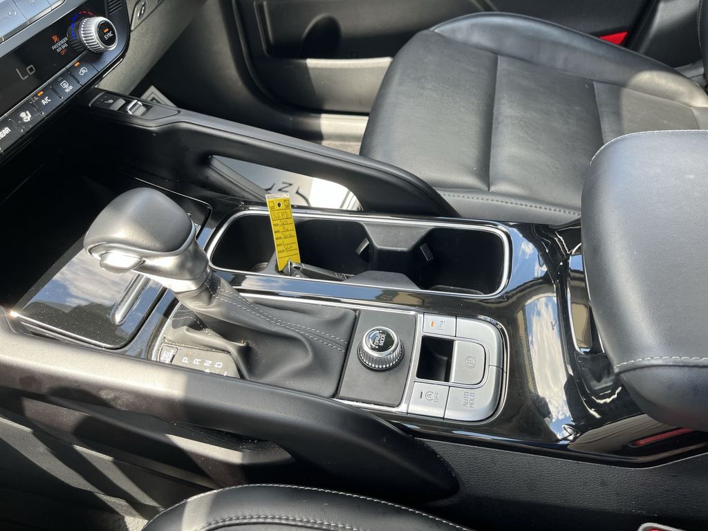 Certified Used 2025 White Kia S image 21