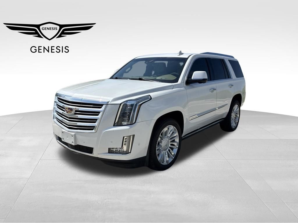  2018 Cadillac Escalade Platinum 4WD   