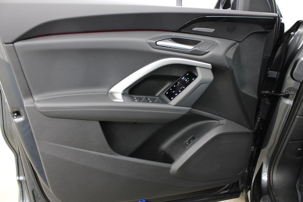 new 2025 Audi Q5 car, priced at $55,202