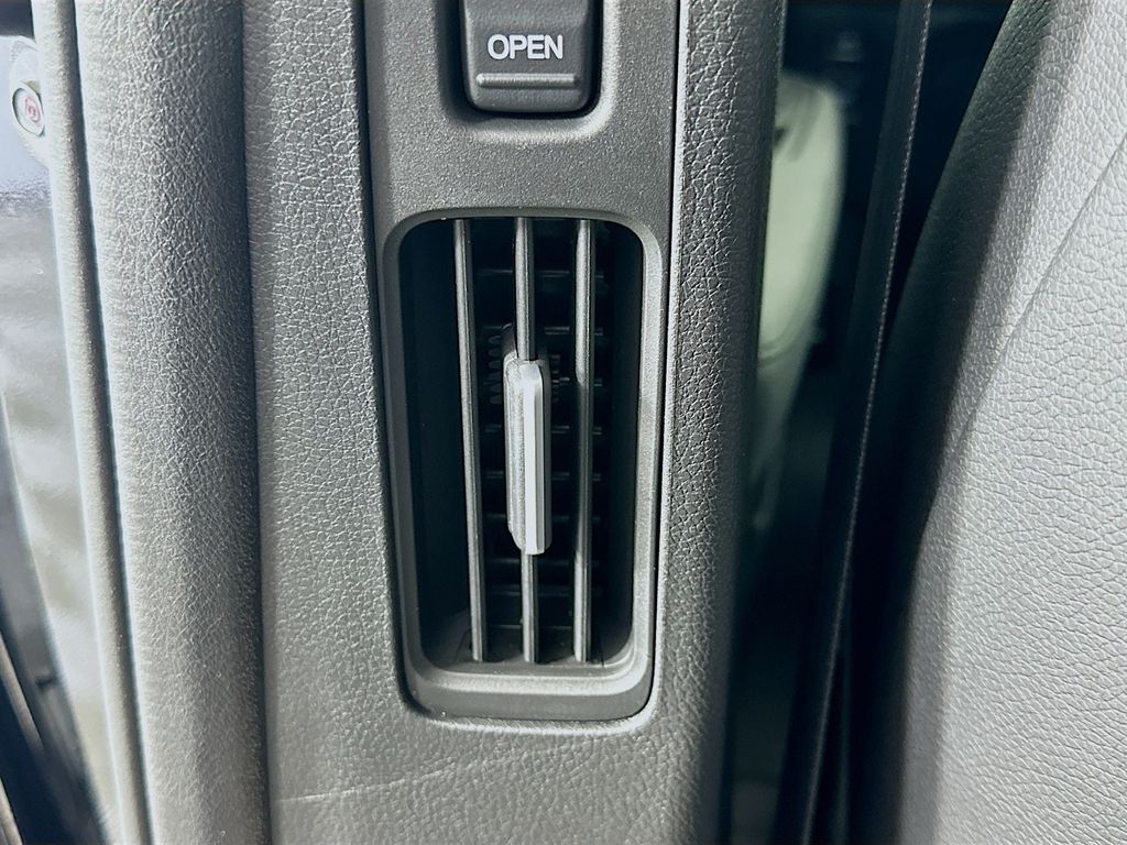 Thumbnail: 2026 Honda Odyssey - 17