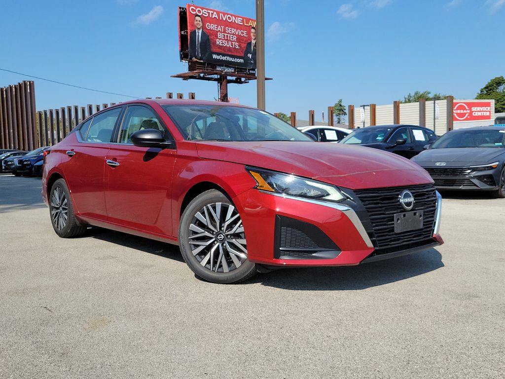 Red (Scarlet Ember) 2025 Nissan Altima Sedan Front-Wheel Drive Continuously Variable Transmission
