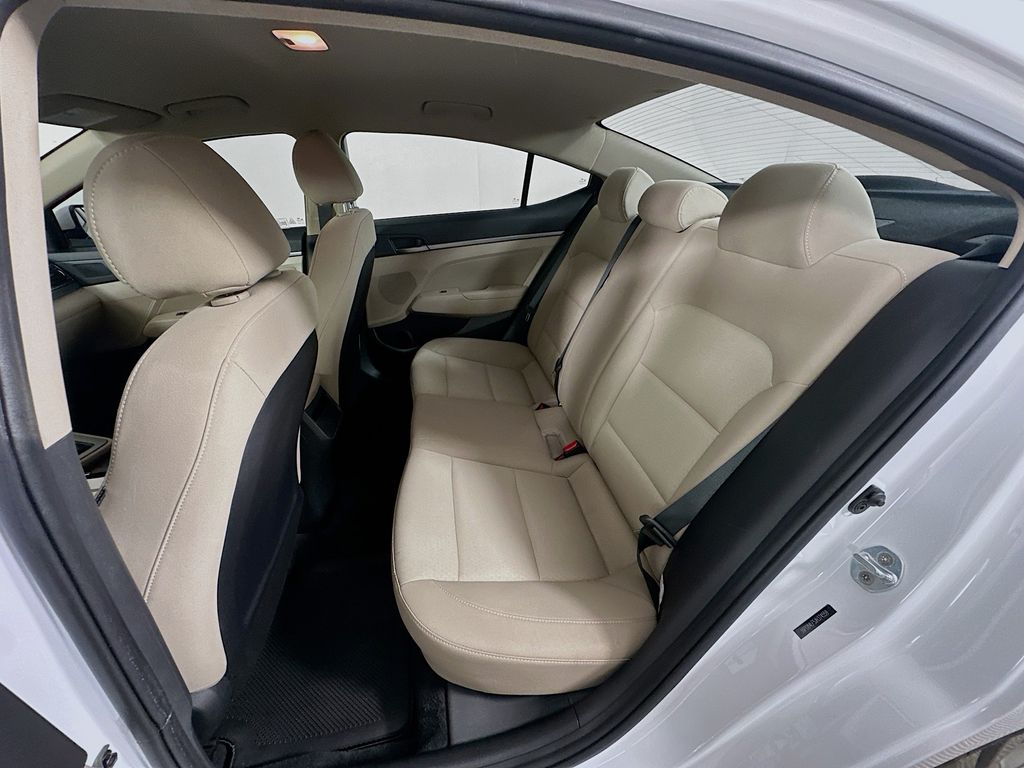Thumbnail: 2018 Hyundai Elantra - 23