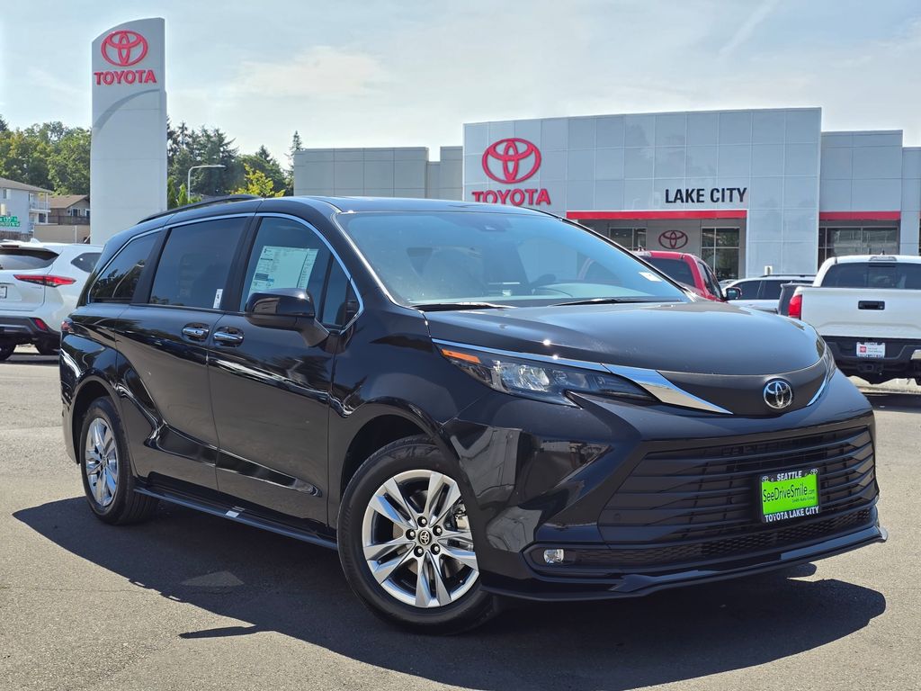 Midnight Black Metallic 2026 Toyota Sienna Minivan Front-Wheel Drive Continuously Variable Transmission