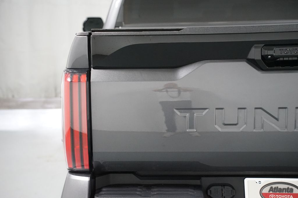 Thumbnail: 2024 Toyota Tundra - 11