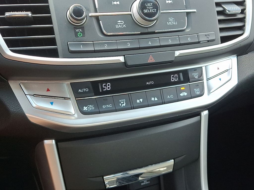 Thumbnail: 2015 Honda Accord - 15