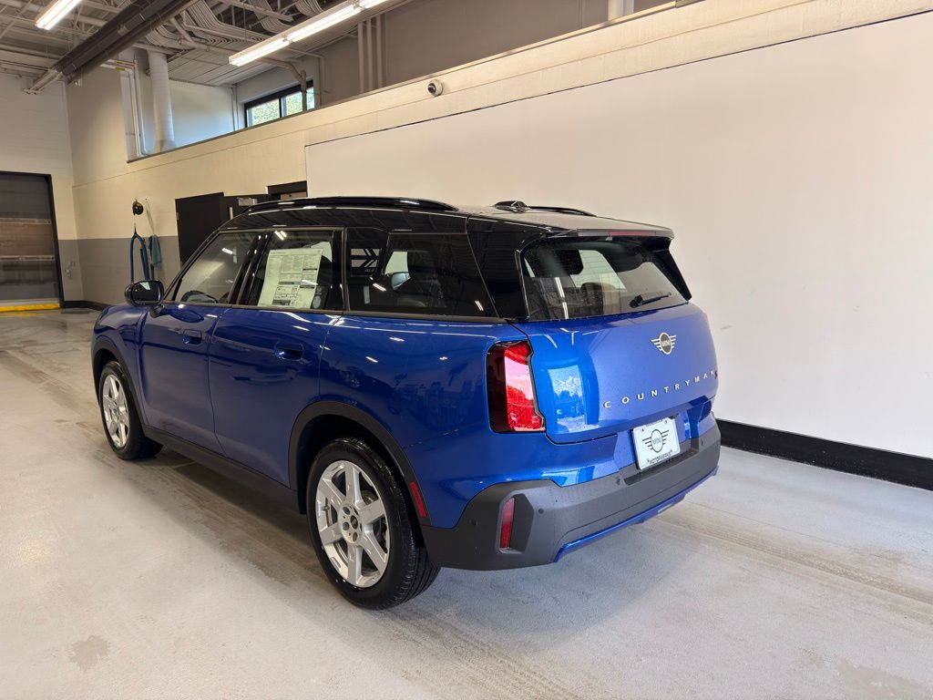 Thumbnail: 2025 MINI Cooper Countryman - 3