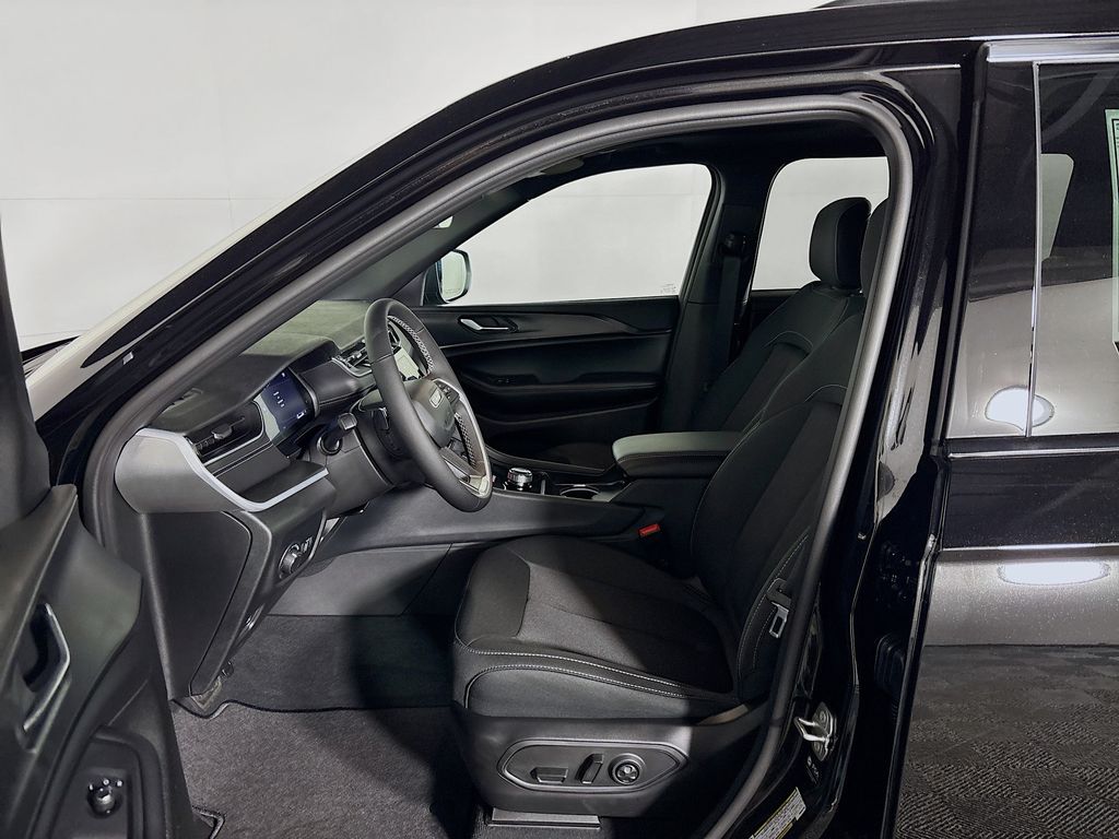 Grand Cherokee L Laredo X