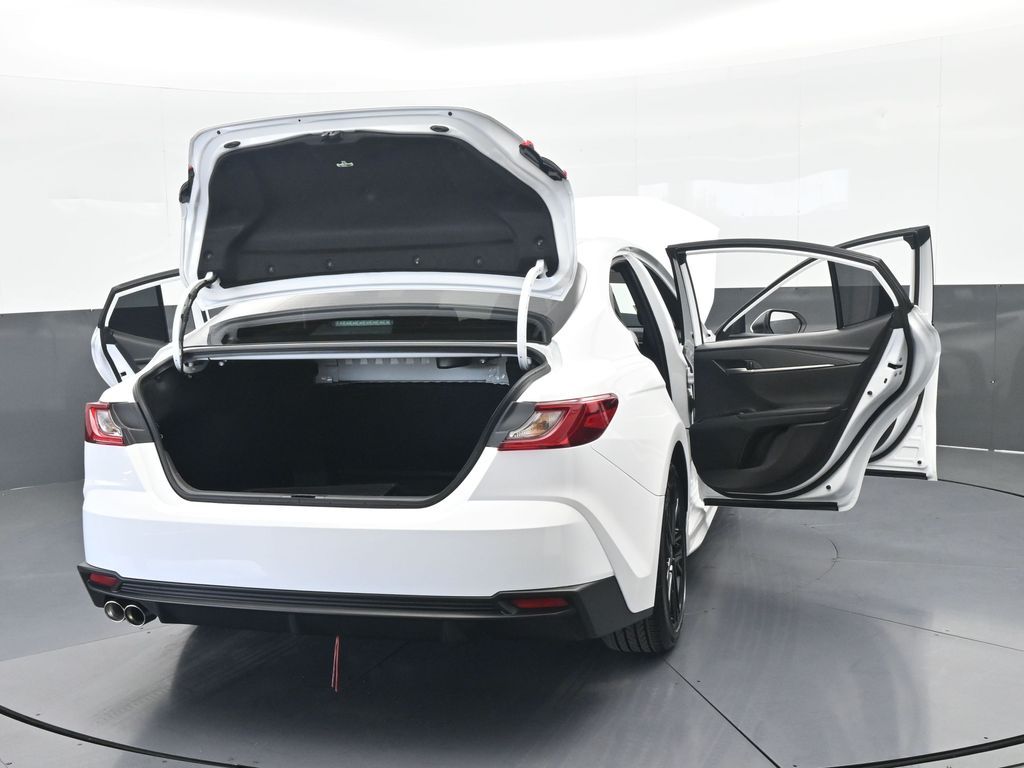 Used 2026 Wind Chill Pearl Toyota SE image 75