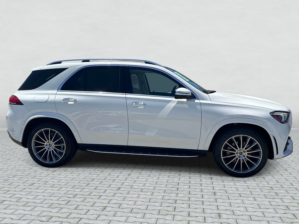 Thumbnail: 2023 Mercedes-Benz GLE - 4