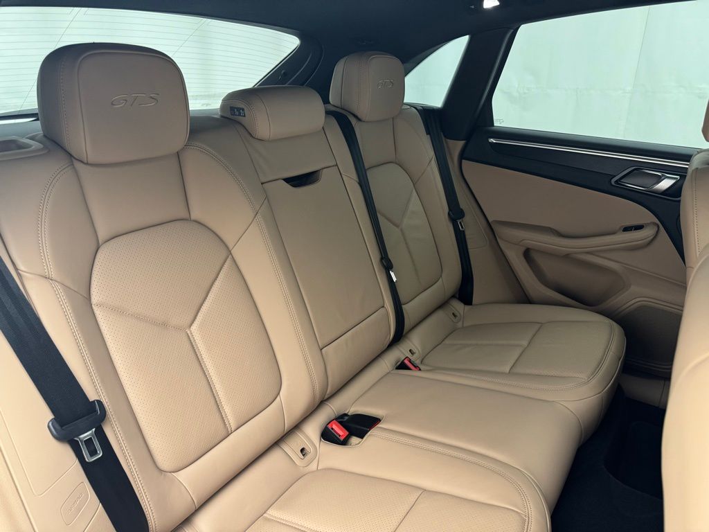 2021 Porsche Macan GTS 17