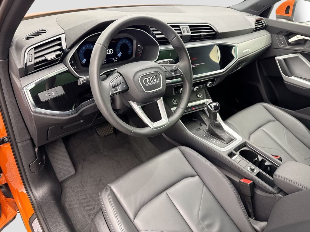 Thumbnail: 2025 Audi Q3 - 9