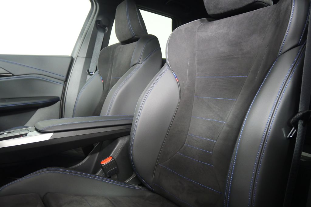 Thumbnail: 2024 BMW X1 - 11