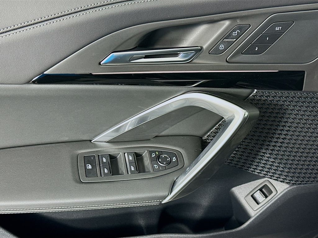 Thumbnail: 2026 BMW X1 - 20