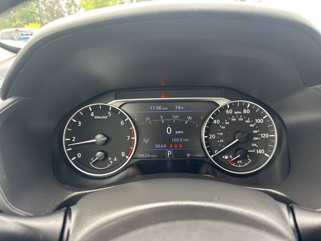 2024 Gun Metallic Nissan Altima 2.5 SR FWD Sedan