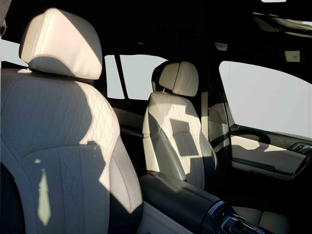 Used Car 2023 Bmw X7  M60i For Sale Under $70,000 In Austin, Texas