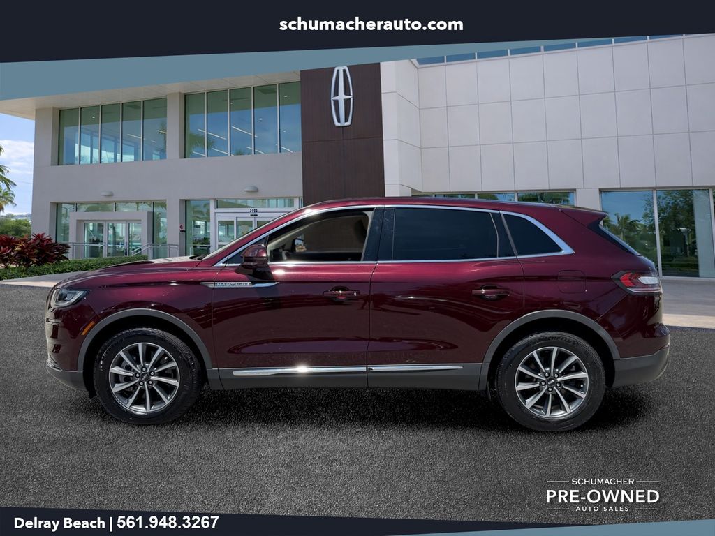 used 2022 Lincoln Nautilus car, priced at $25,298