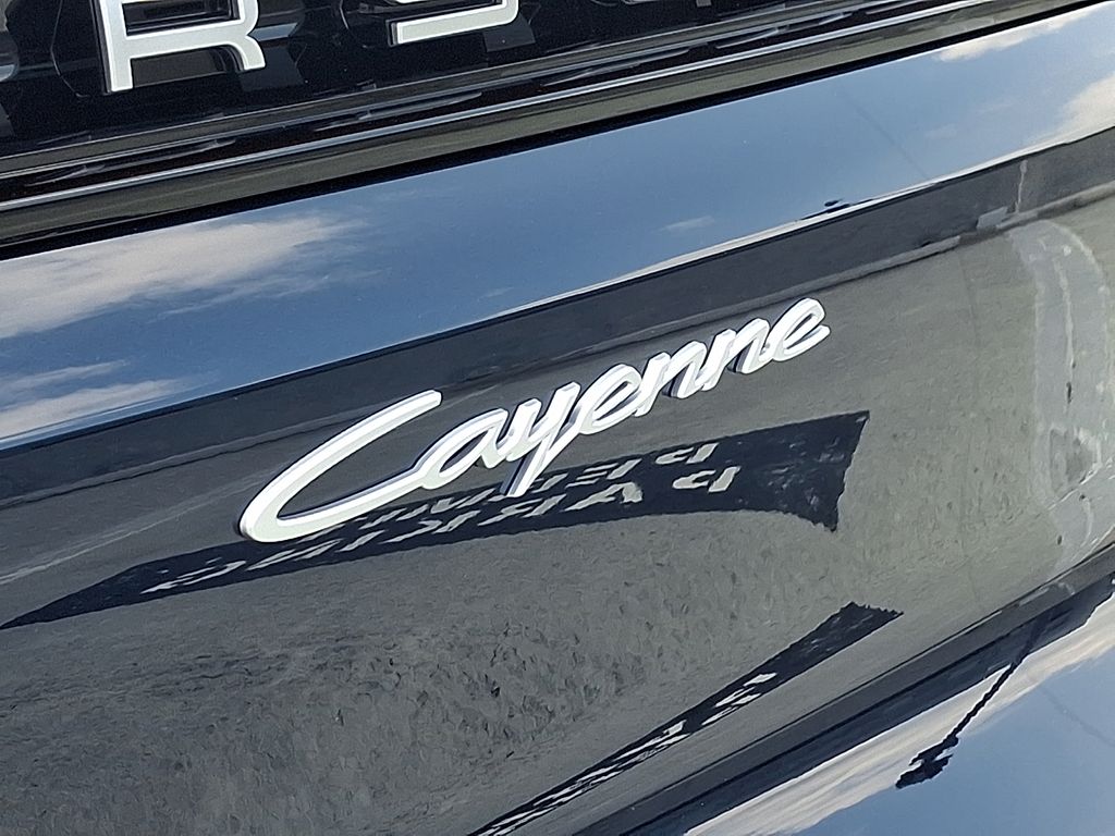 Thumbnail: 2026 Porsche Cayenne - 28