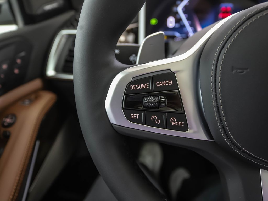 Thumbnail: 2026 BMW X5 - 12