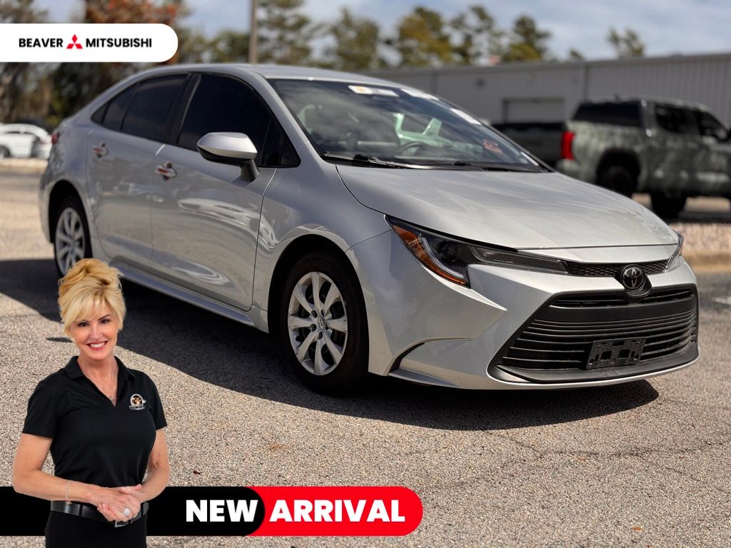 2025 Toyota Corolla LE FWD