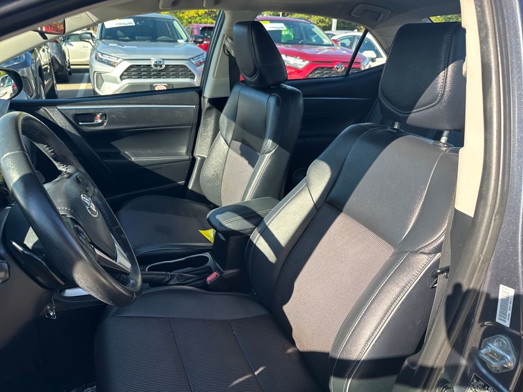 2014 Toyota Corolla Plus photo 3