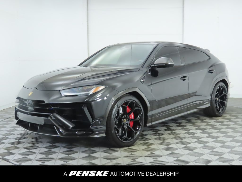 Thumbnail: 2023 Lamborghini Urus - 1
