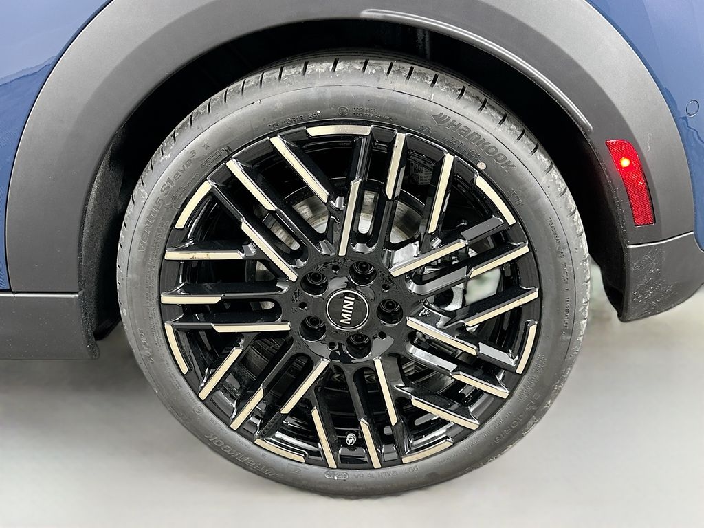 Thumbnail: 2026 MINI Cooper - 22